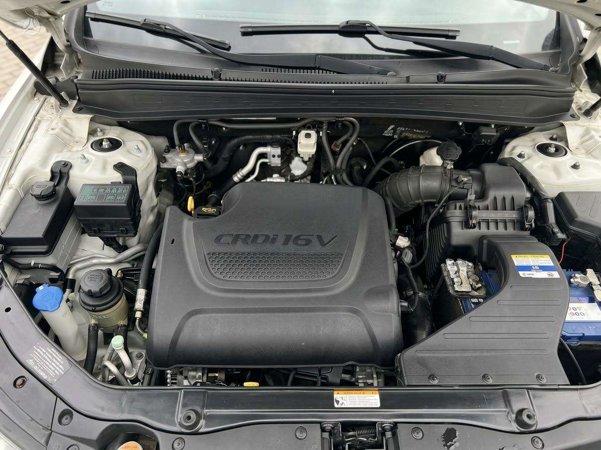 Hyundai Santa 2011 — photo 11