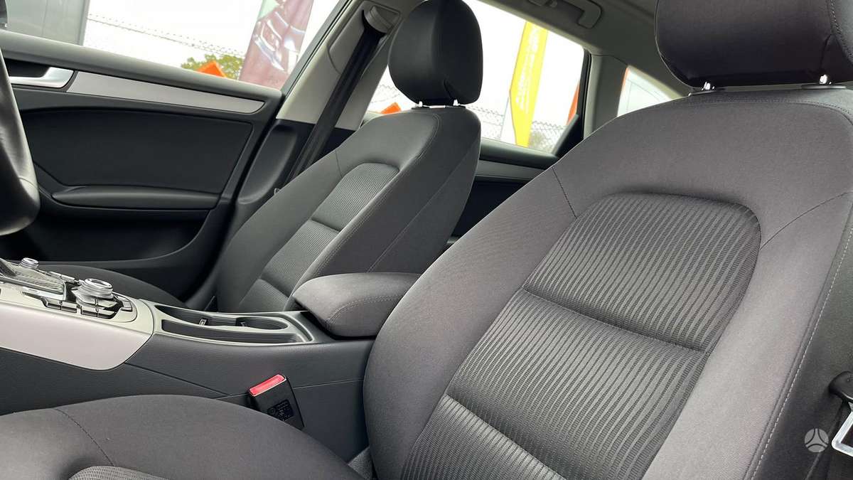 Audi A4 2013 — photo 20