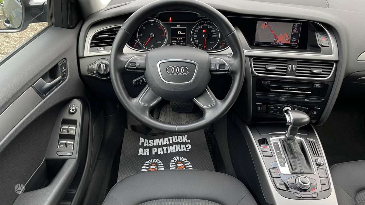 Audi A4 2013 — photo 25