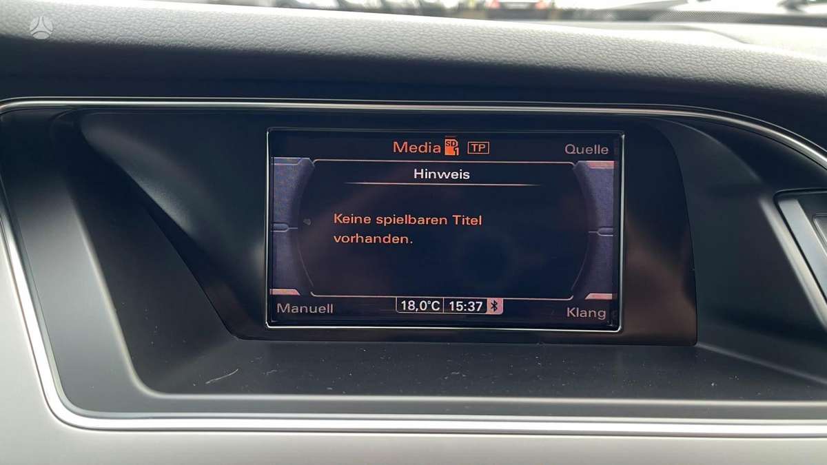 Audi A4 2013 — photo 29