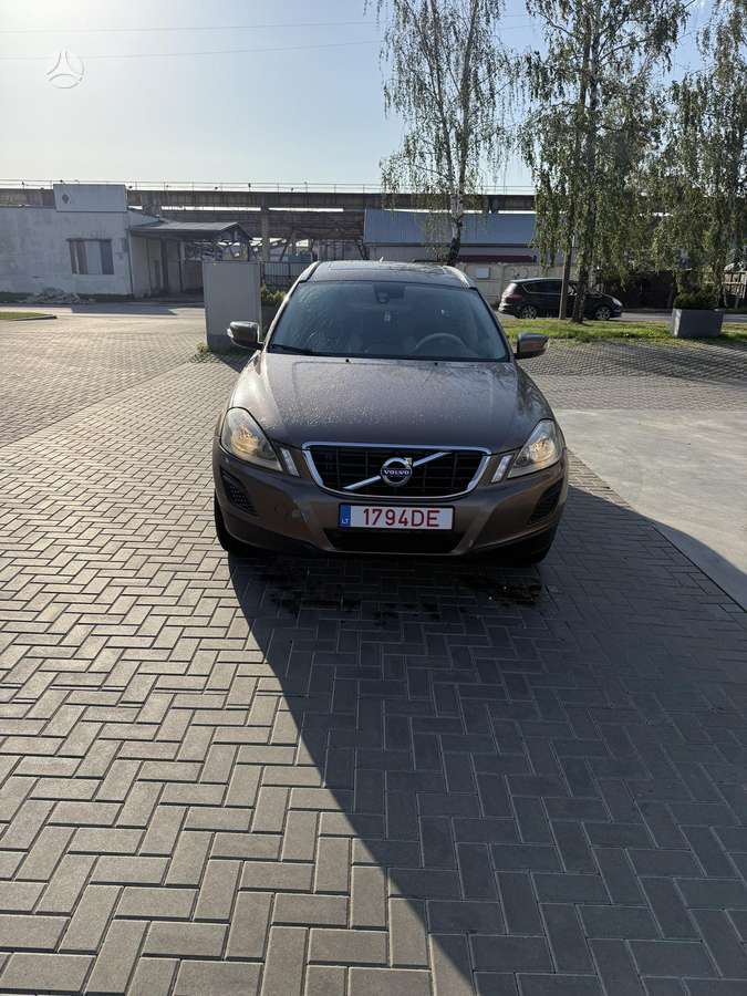 Volvo XC60 2011 — photo 5