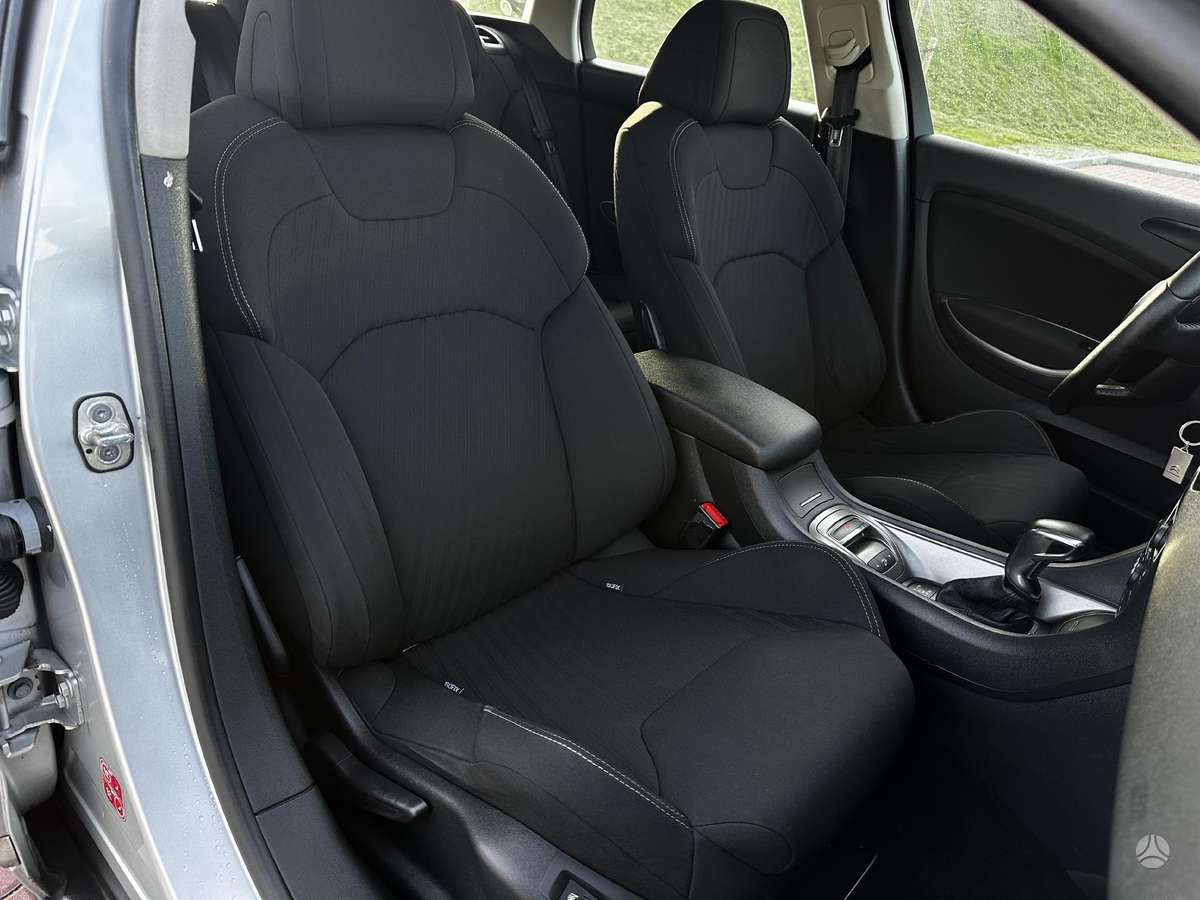 Citroen C5 2010 — photo 13