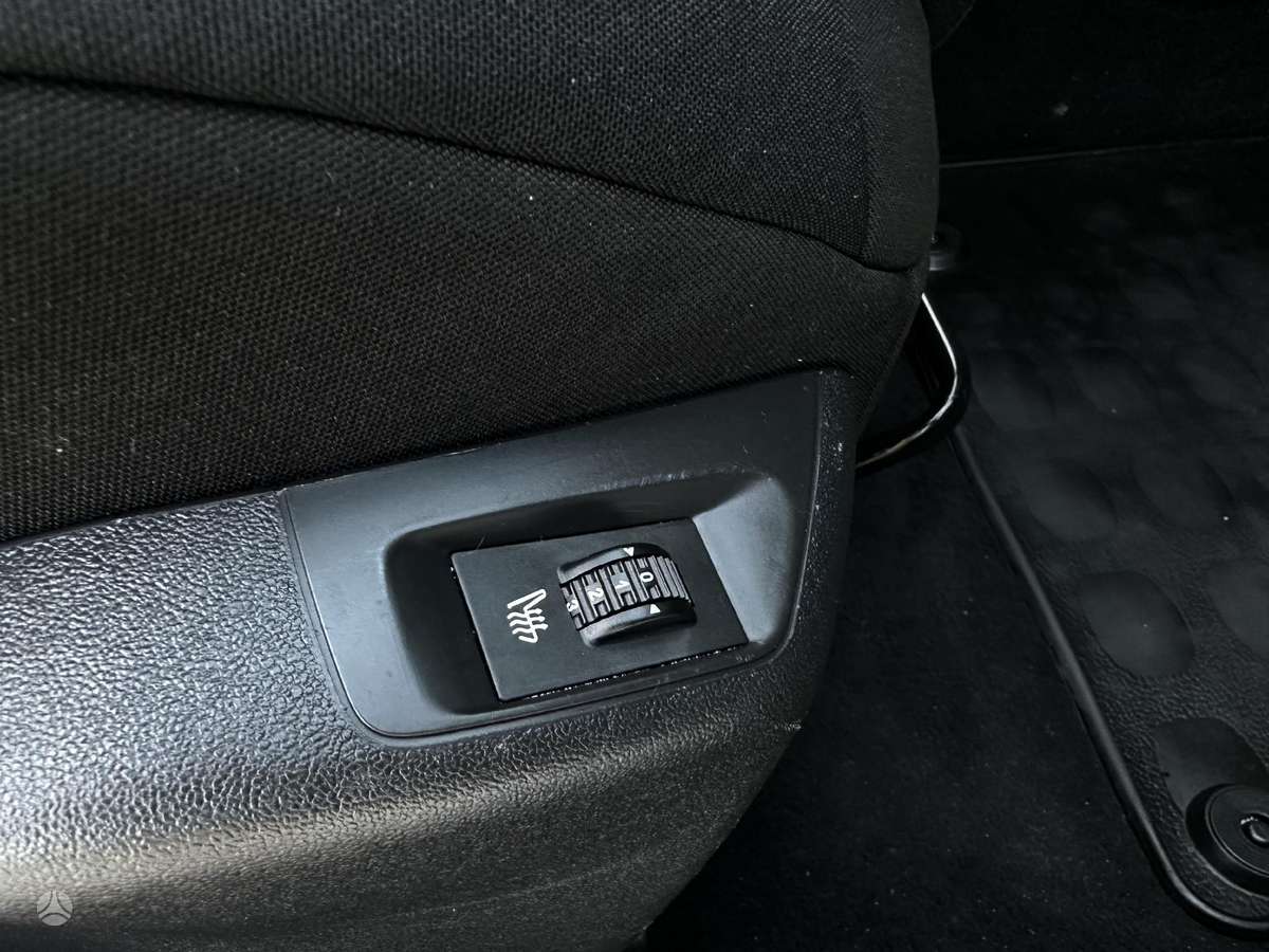 Citroen C5 2010 — photo 14