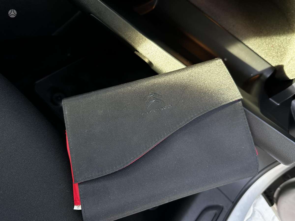 Citroen C5 2010 — photo 15