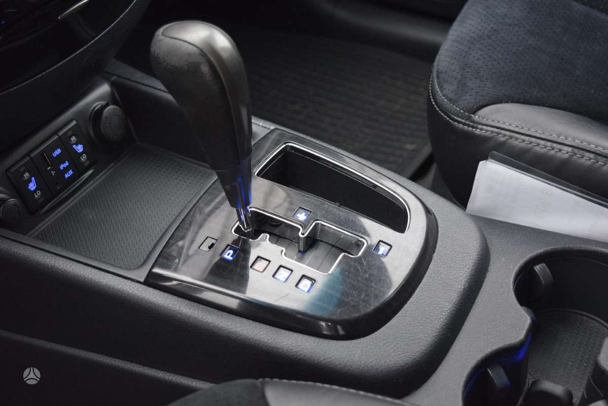Hyundai Santa 2009 — photo 12