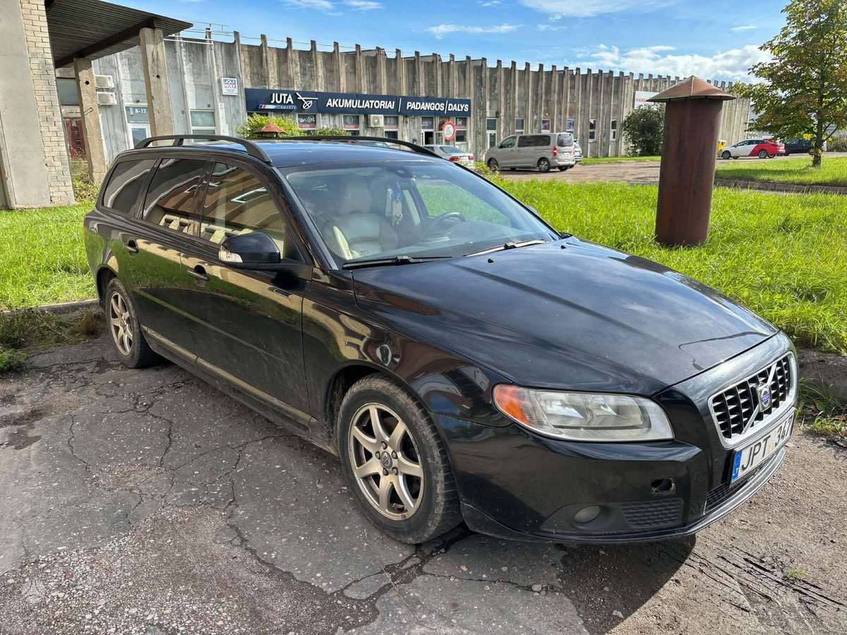 Volvo V70, 2008