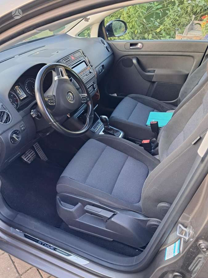 Volkswagen Golf 2011 — photo 5