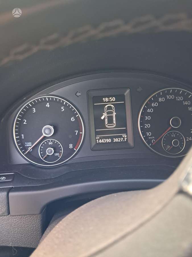 Volkswagen Golf 2011 — photo 6