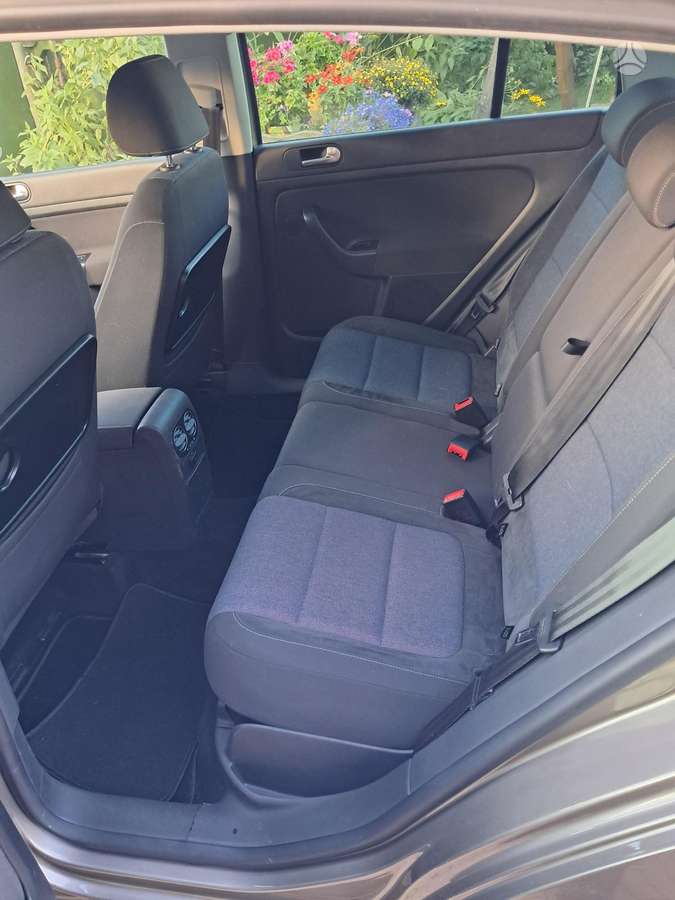 Volkswagen Golf 2011 — photo 8
