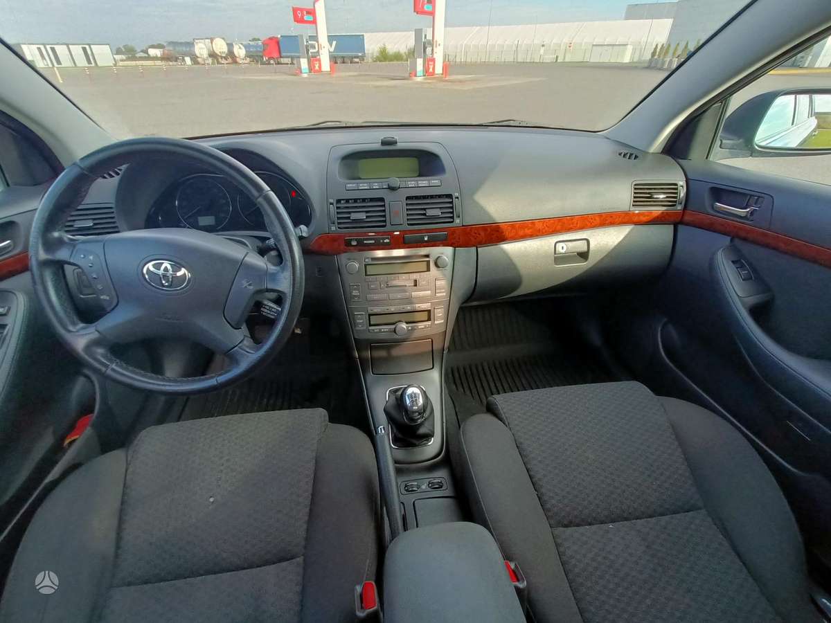 Toyota Avensis 2005 — photo 7