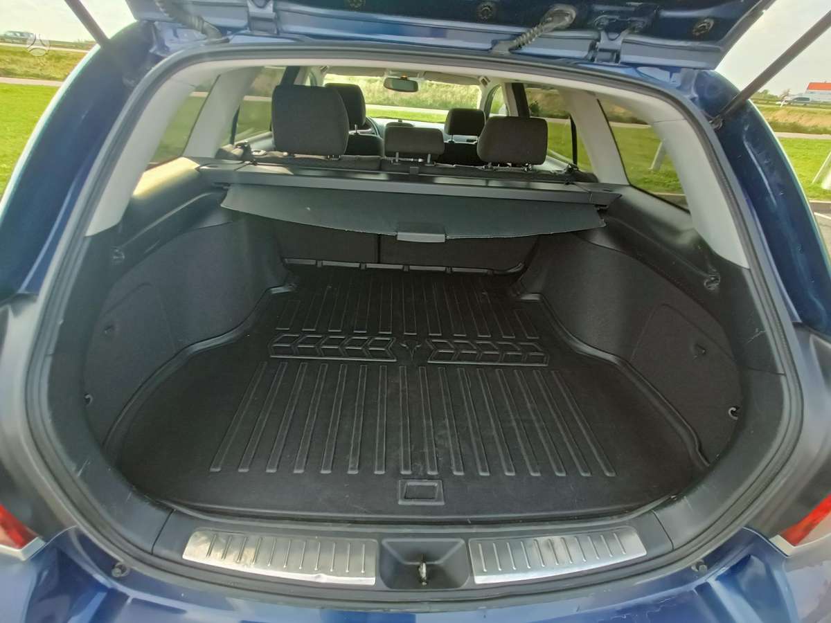 Toyota Avensis 2005 — photo 9
