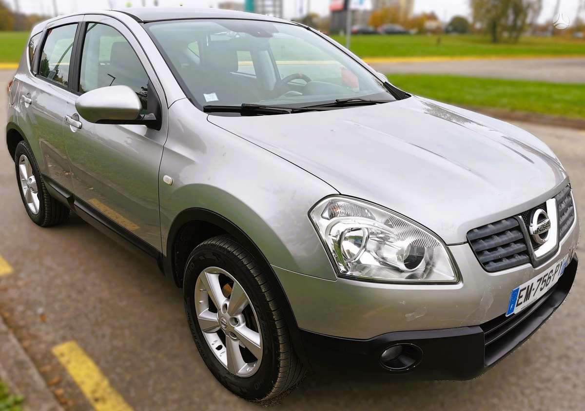 Nissan Qashqai 2008 — interior