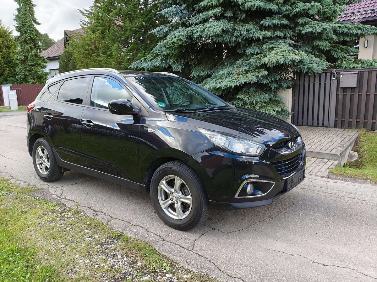 Hyundai ix35 2011 — вигляд ззаду