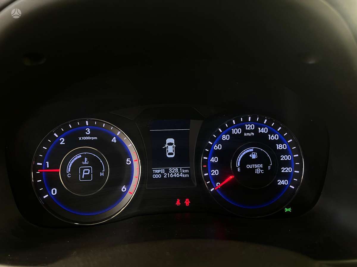 Hyundai i40 2012 — photo 12