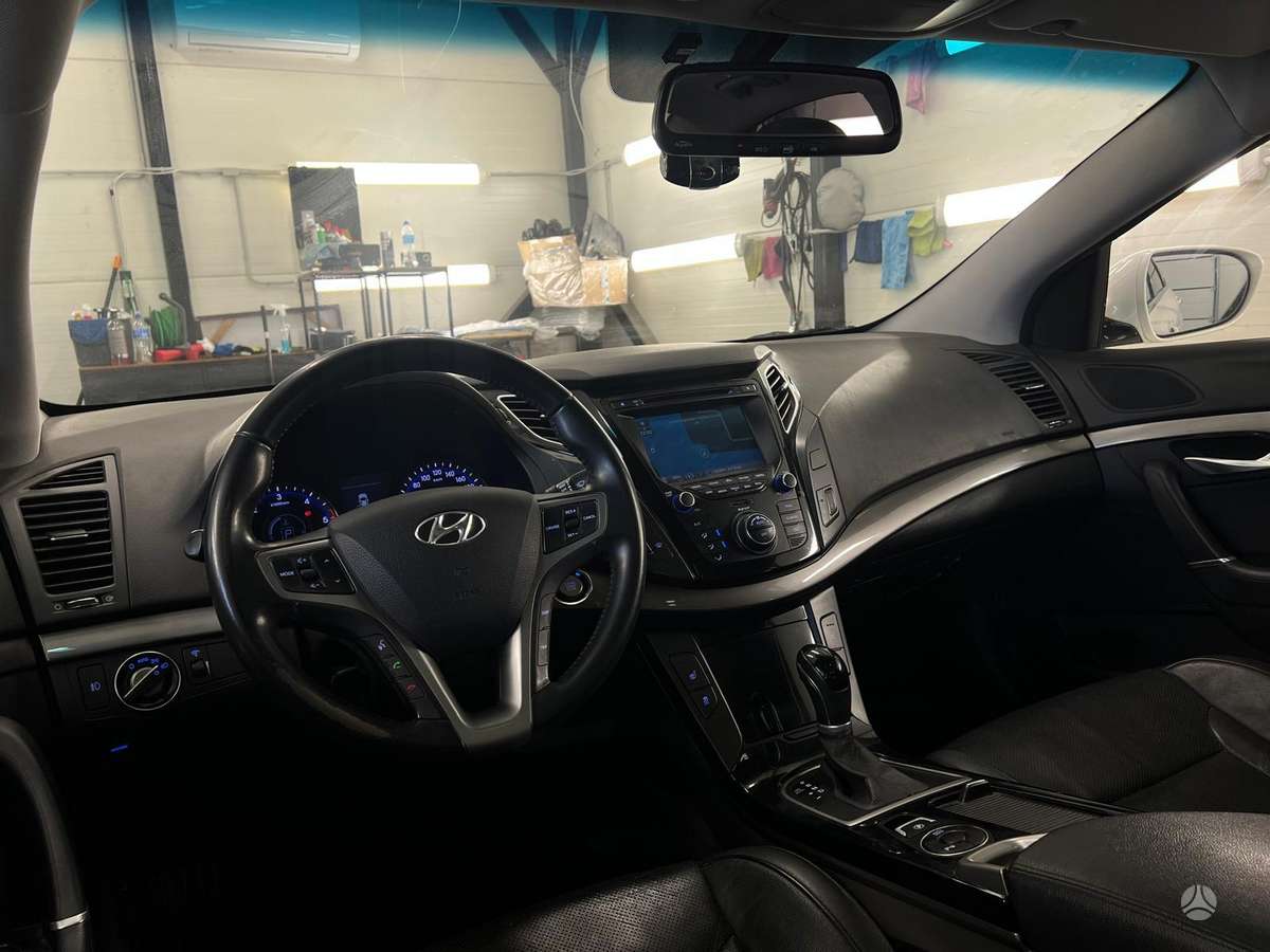 Hyundai i40 2012 — photo 13