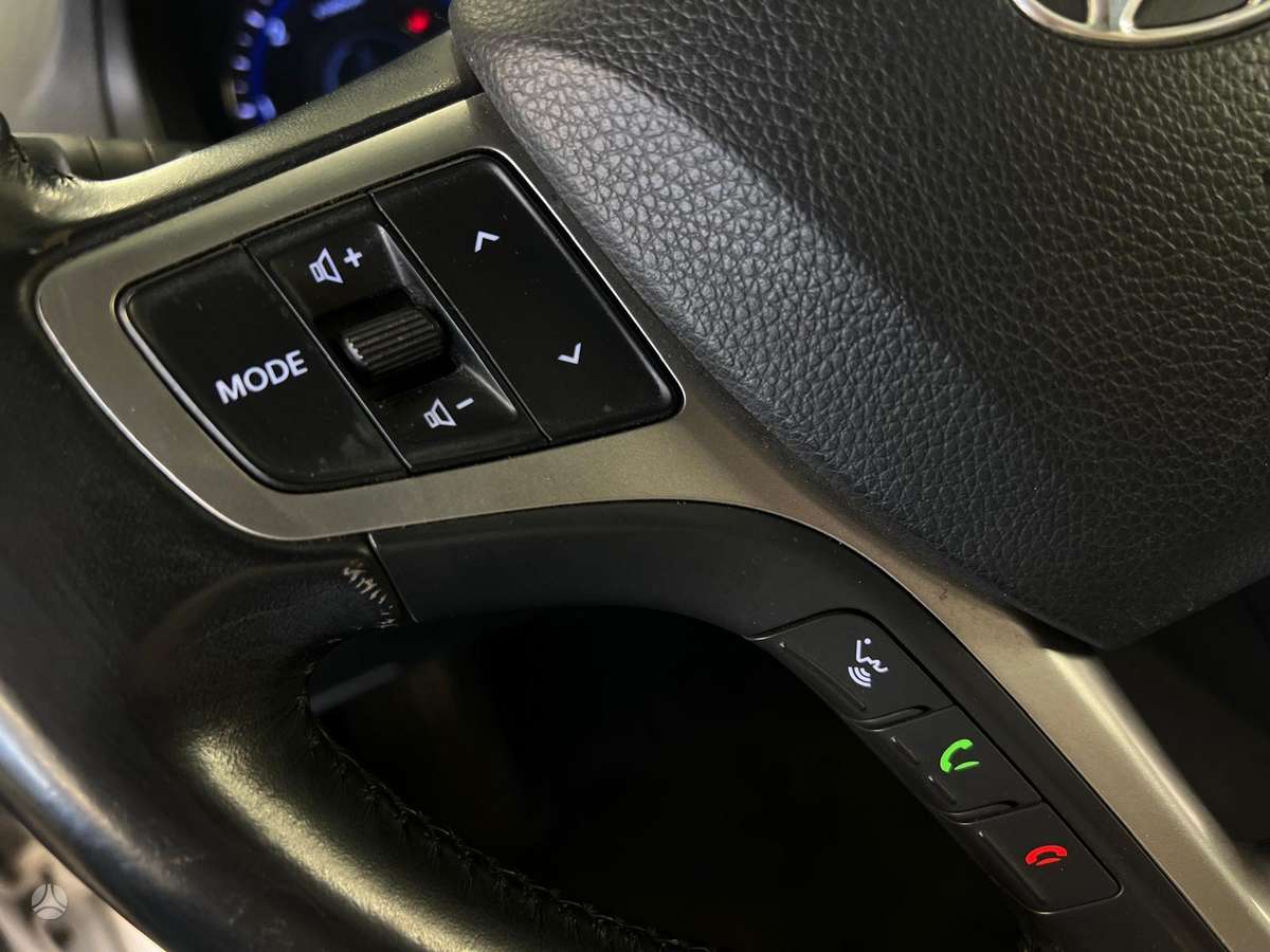 Hyundai i40 2012 — photo 18