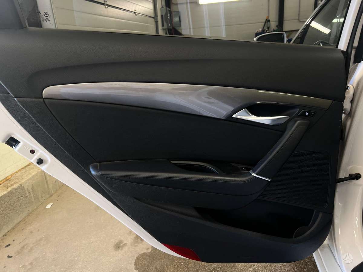 Hyundai i40 2012 — photo 20