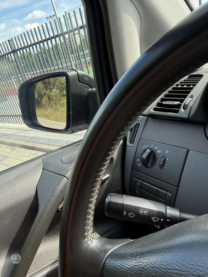 Mercedes-Benz Vito 2012 — photo 6