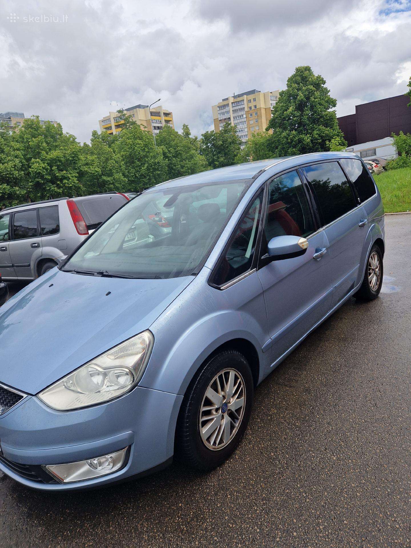 Ford Galaxy 2006 — вигляд ззаду