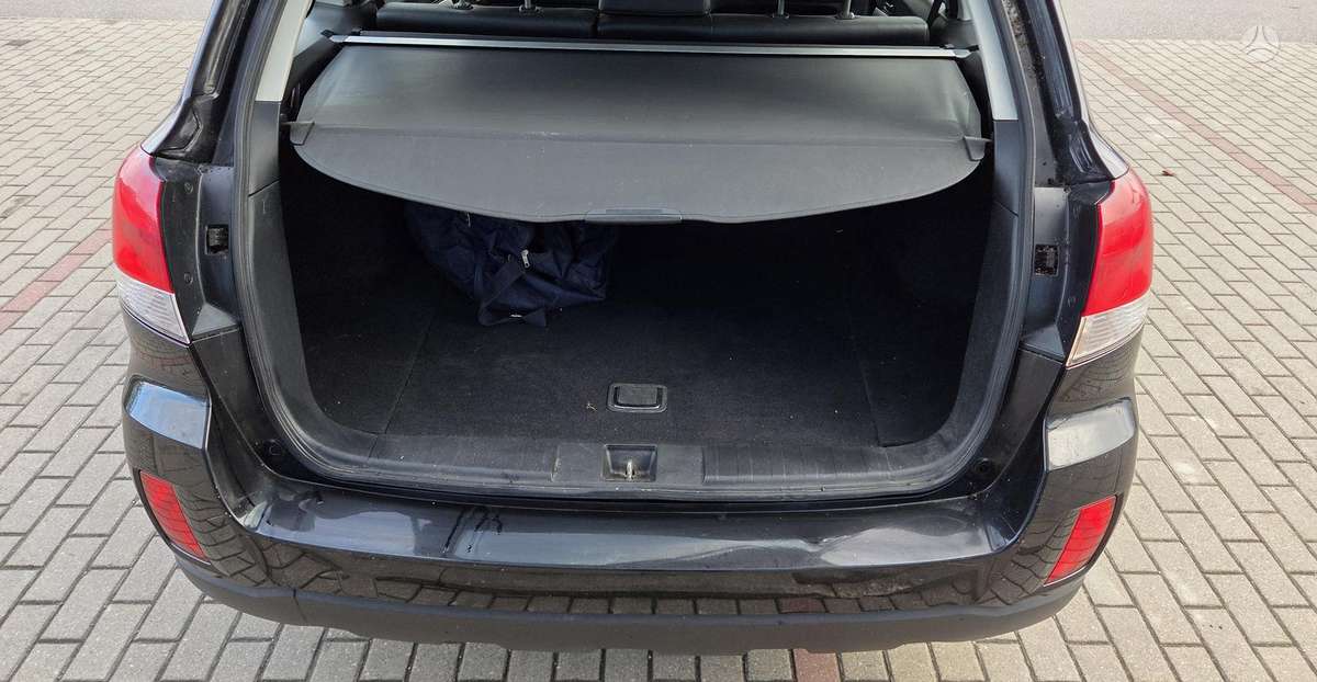Subaru Outback 2011 — photo 5