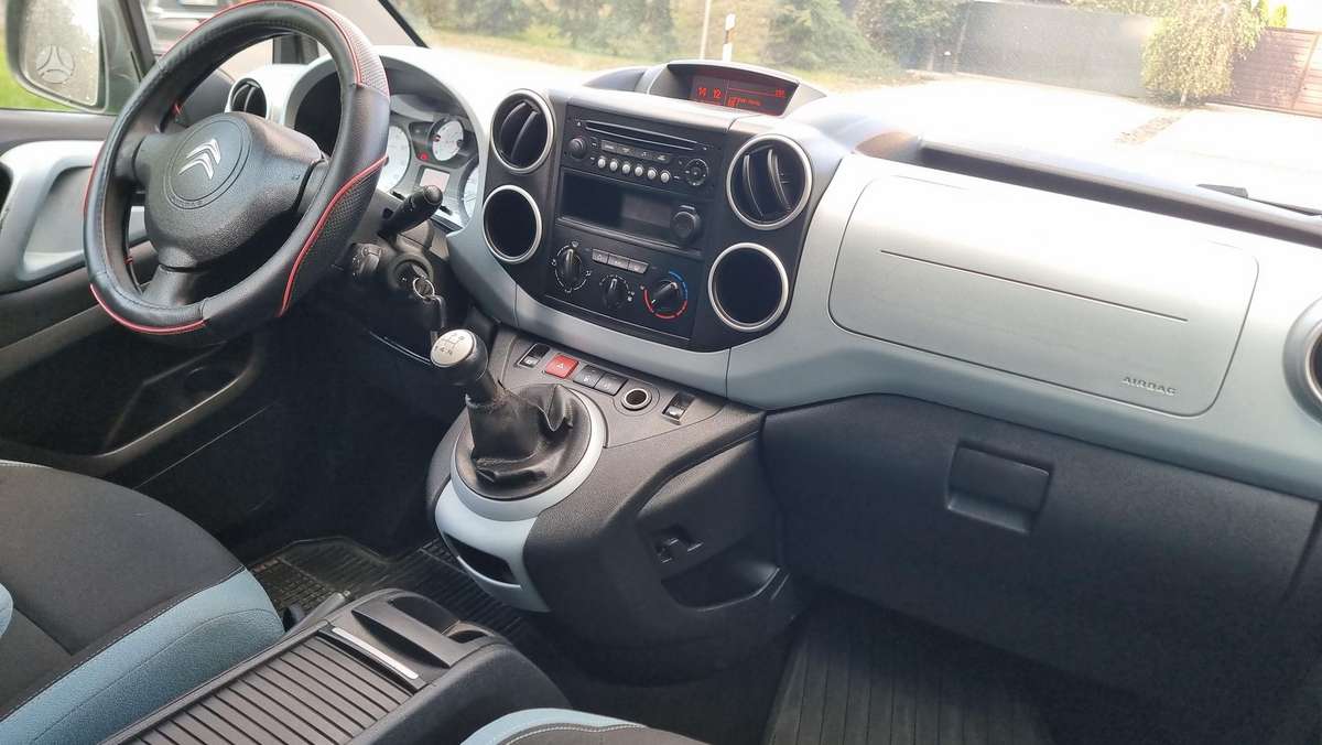 Citroen Berlingo 2014 — photo 27