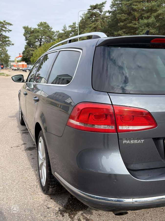 Volkswagen Passat 2013 — photo 12