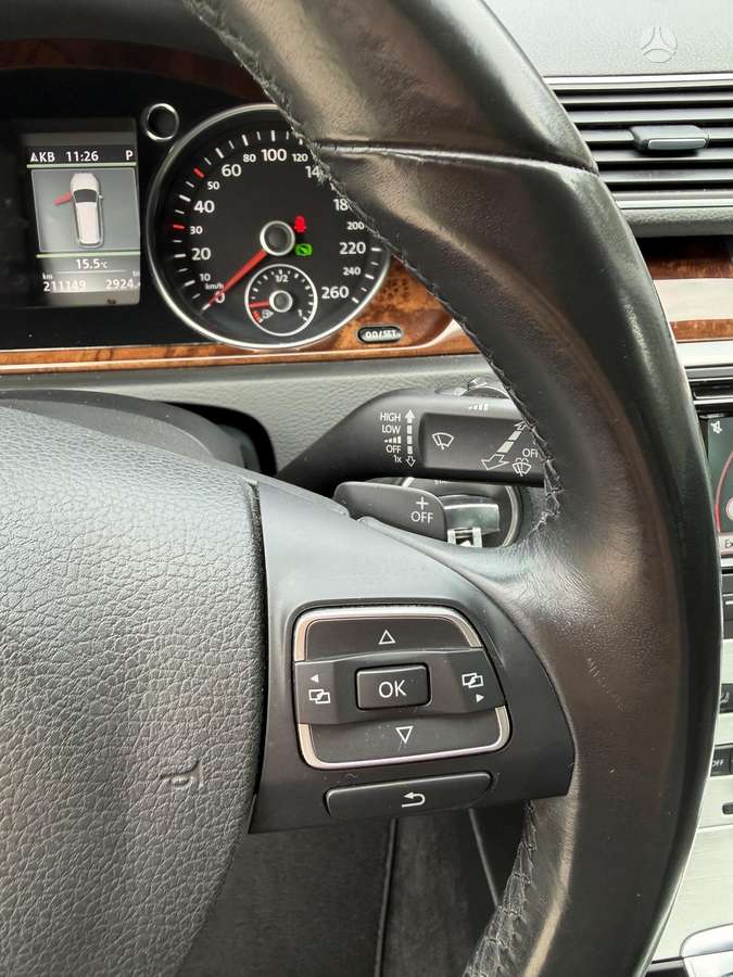Volkswagen Passat 2013 — photo 28