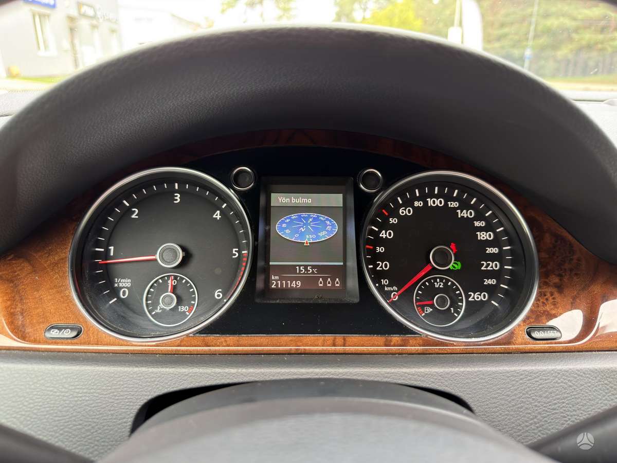 Volkswagen Passat 2013 — photo 31