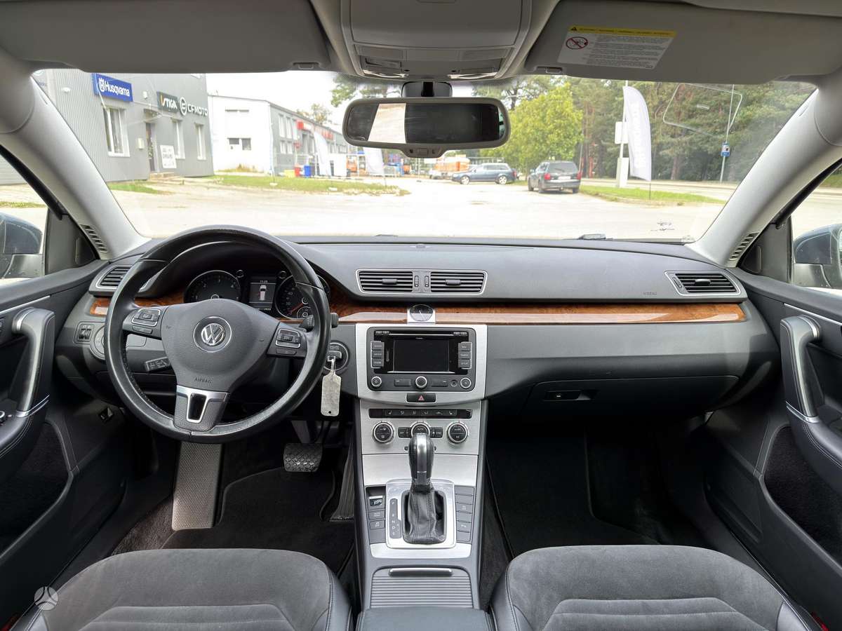 Volkswagen Passat 2013 — engine 105 HP (77kW)