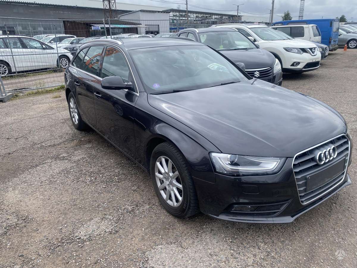 Audi A4 2015 — двигун 1798 cm³, 120 HP (88kW)