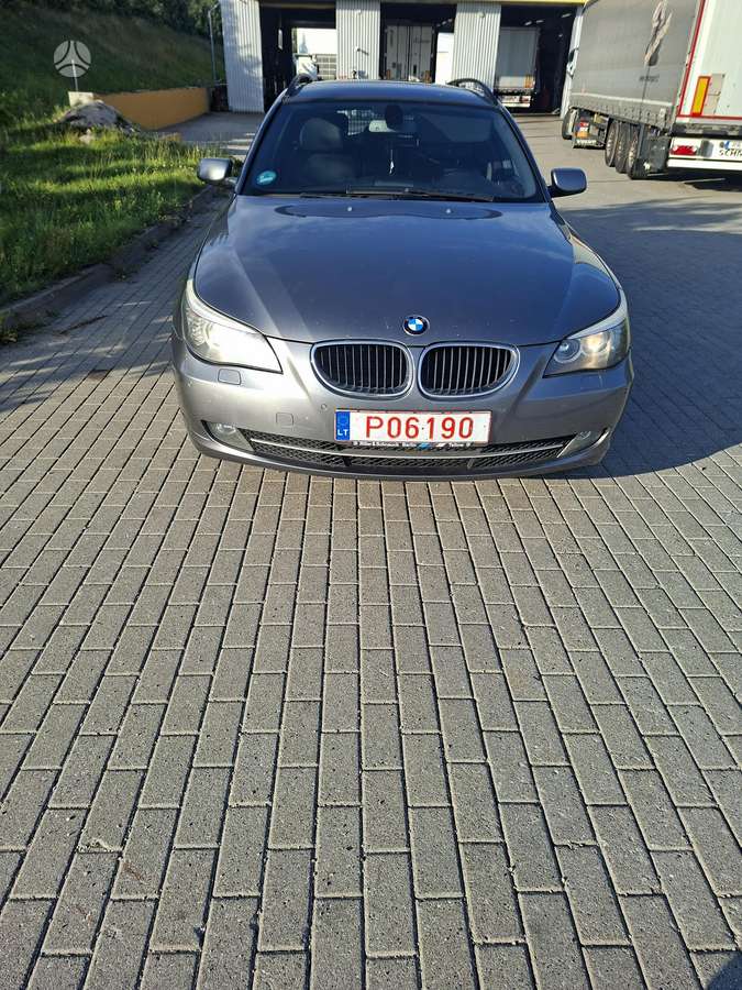 BMW 520, 2009