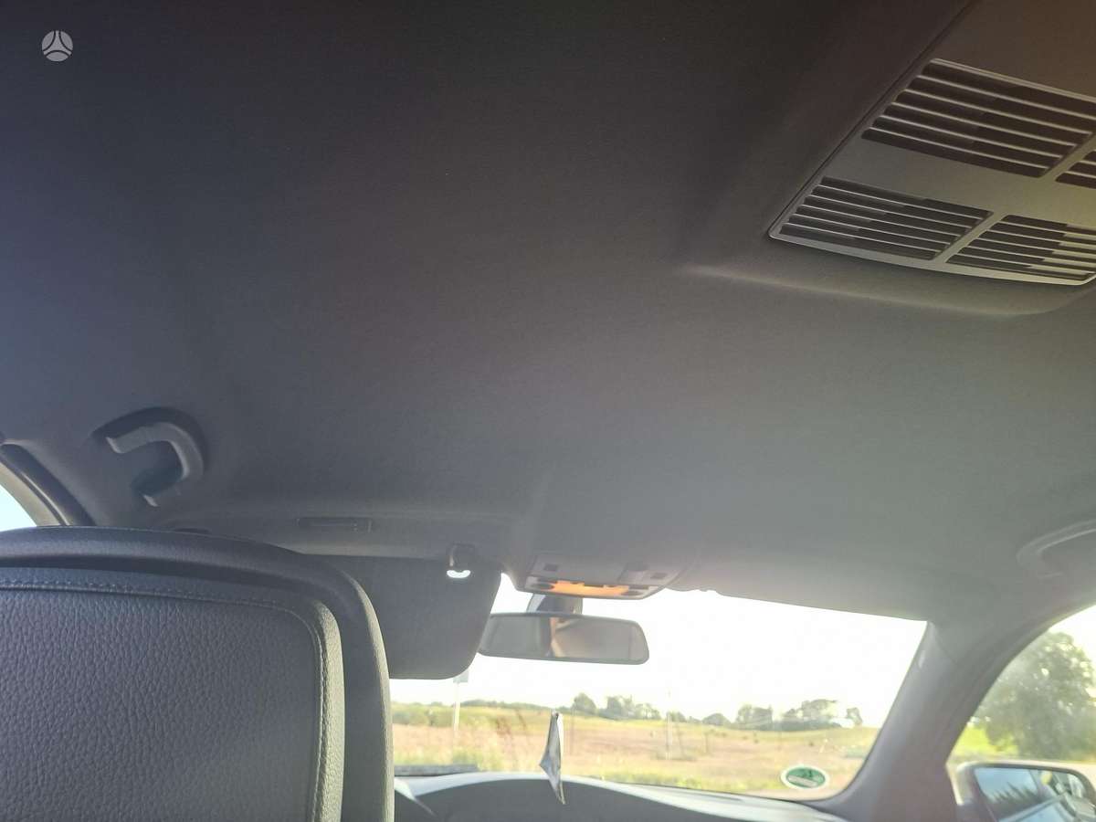 BMW 520 2009 — photo 13