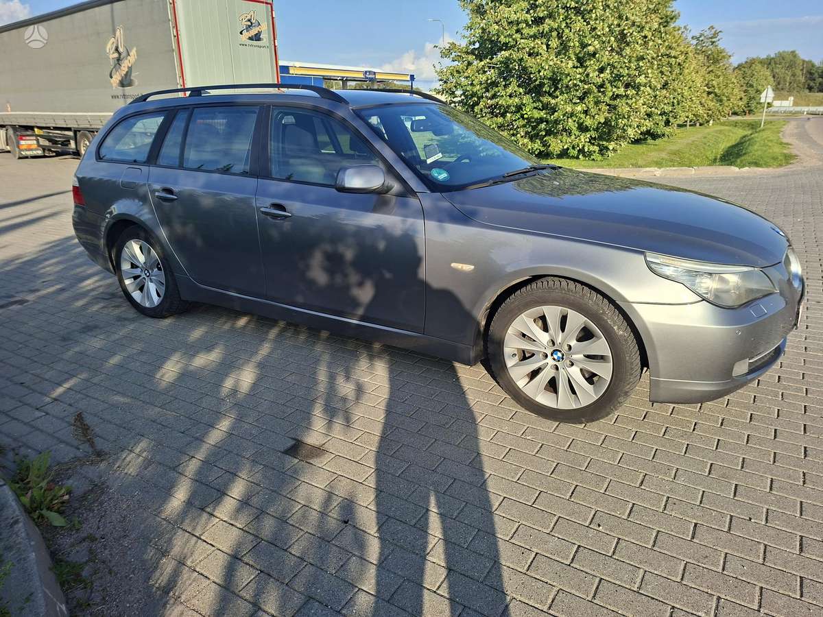 BMW 520 2009 — engine 2000 cm³, 177 HP (130kW)