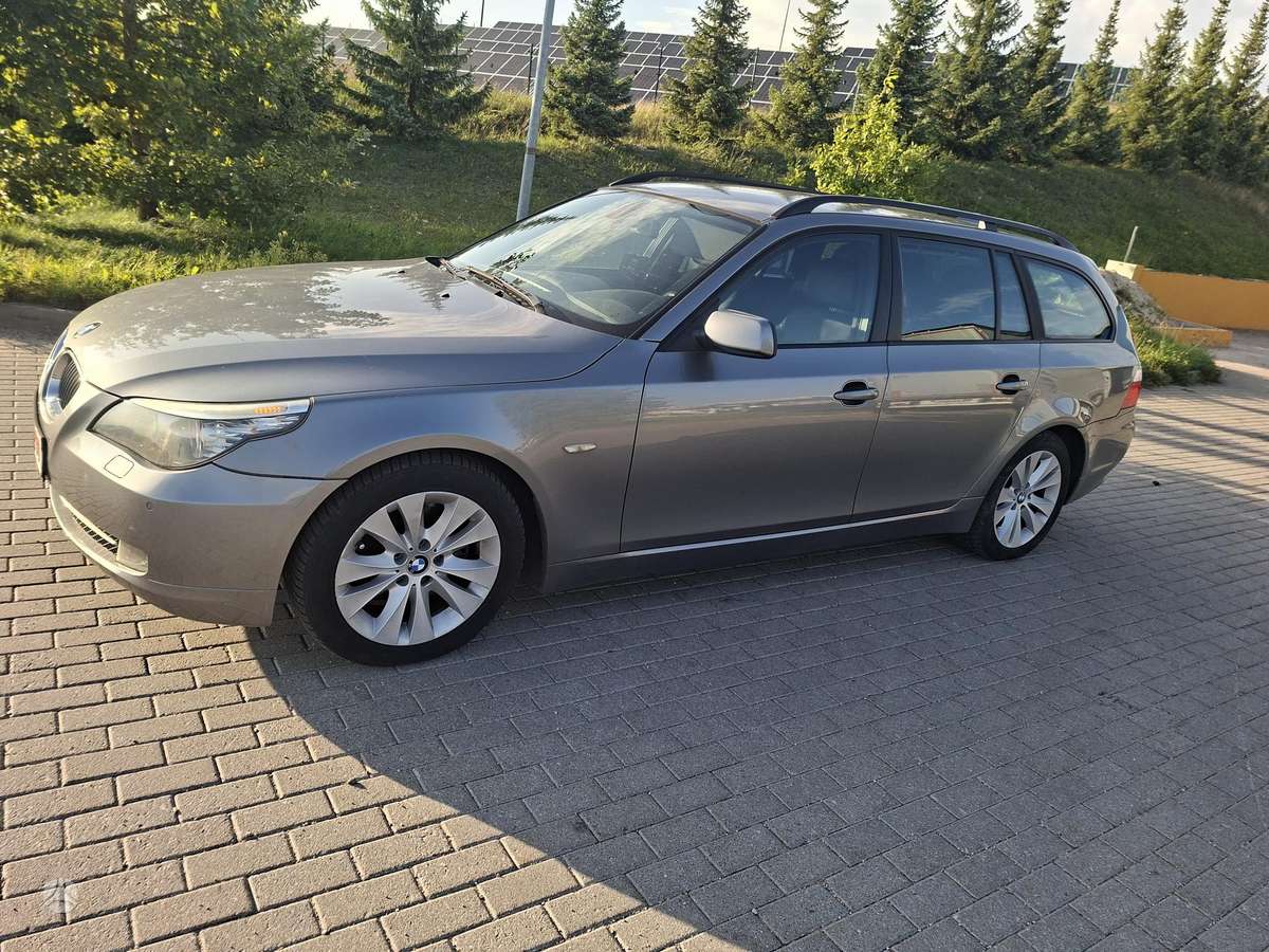 BMW 520 2009 — photo 5
