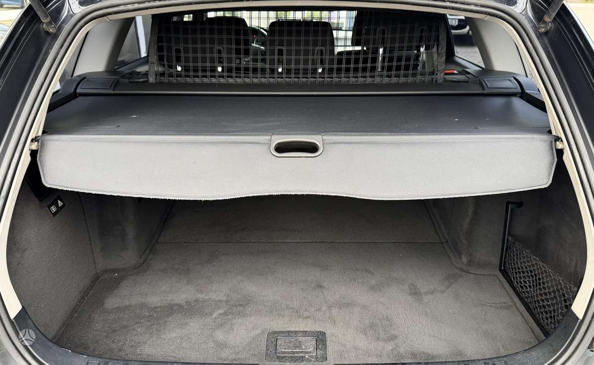 BMW 320 2006 — photo 25