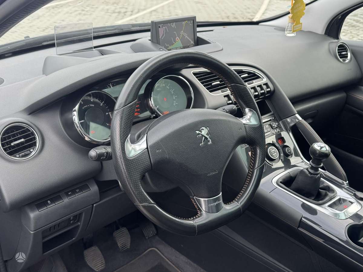 Peugeot 3008 2015 — photo 9