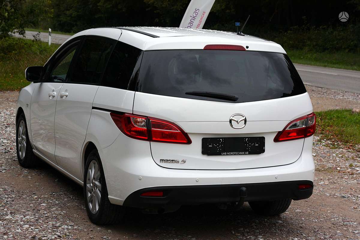 Mazda 5 2012 — photo 10