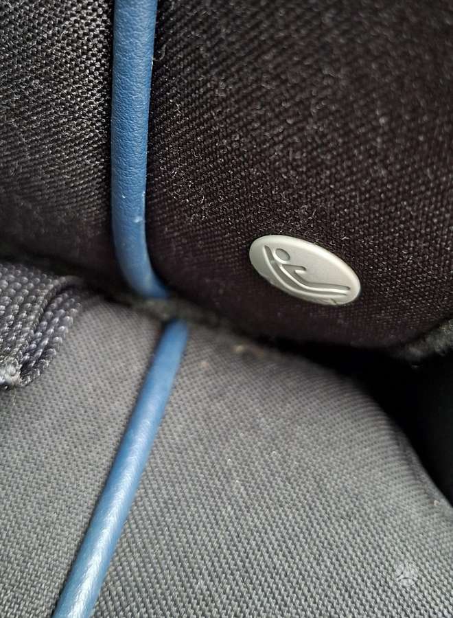 Mazda 5 2012 — photo 32