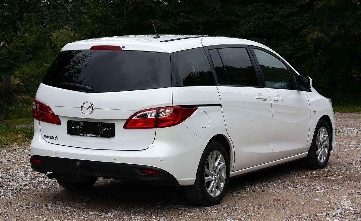 Mazda 5 2012 — photo 6