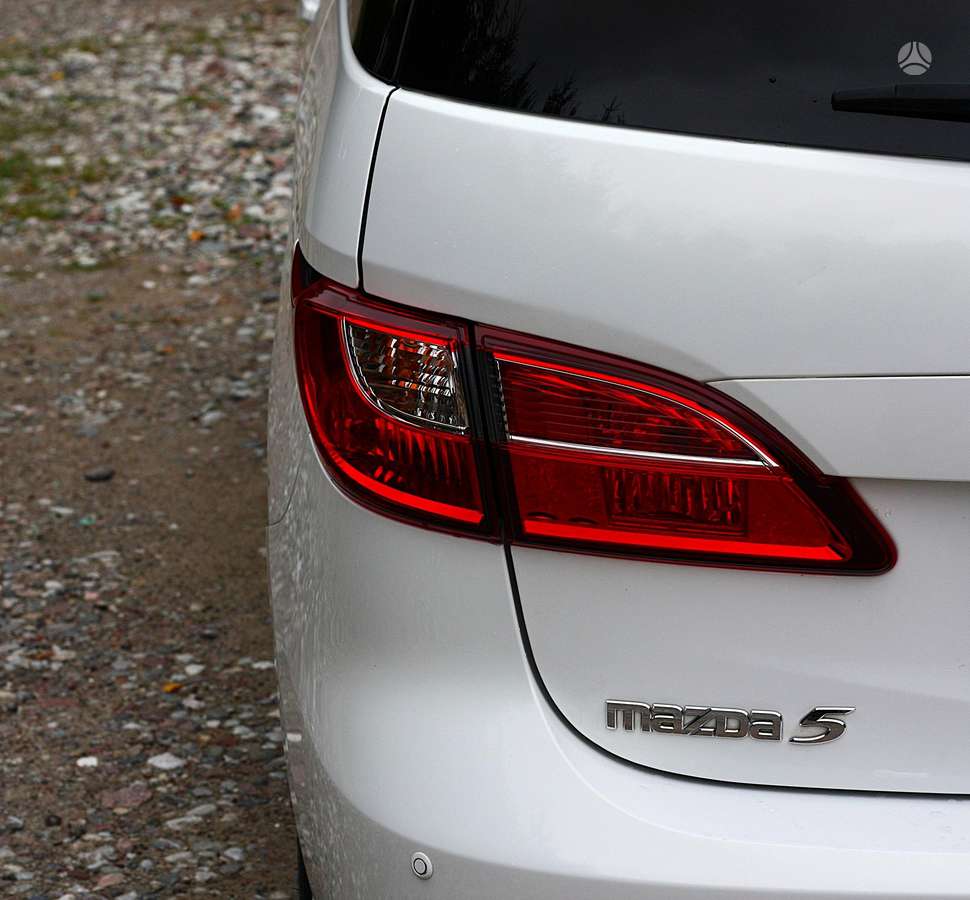 Mazda 5 2012 — photo 8