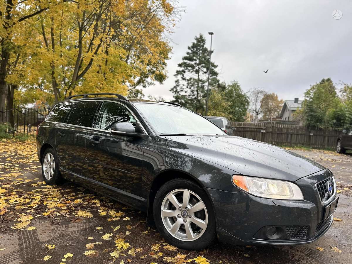 Volvo V70 2012 — двигун 1560 cm³, 114 HP (84kW)