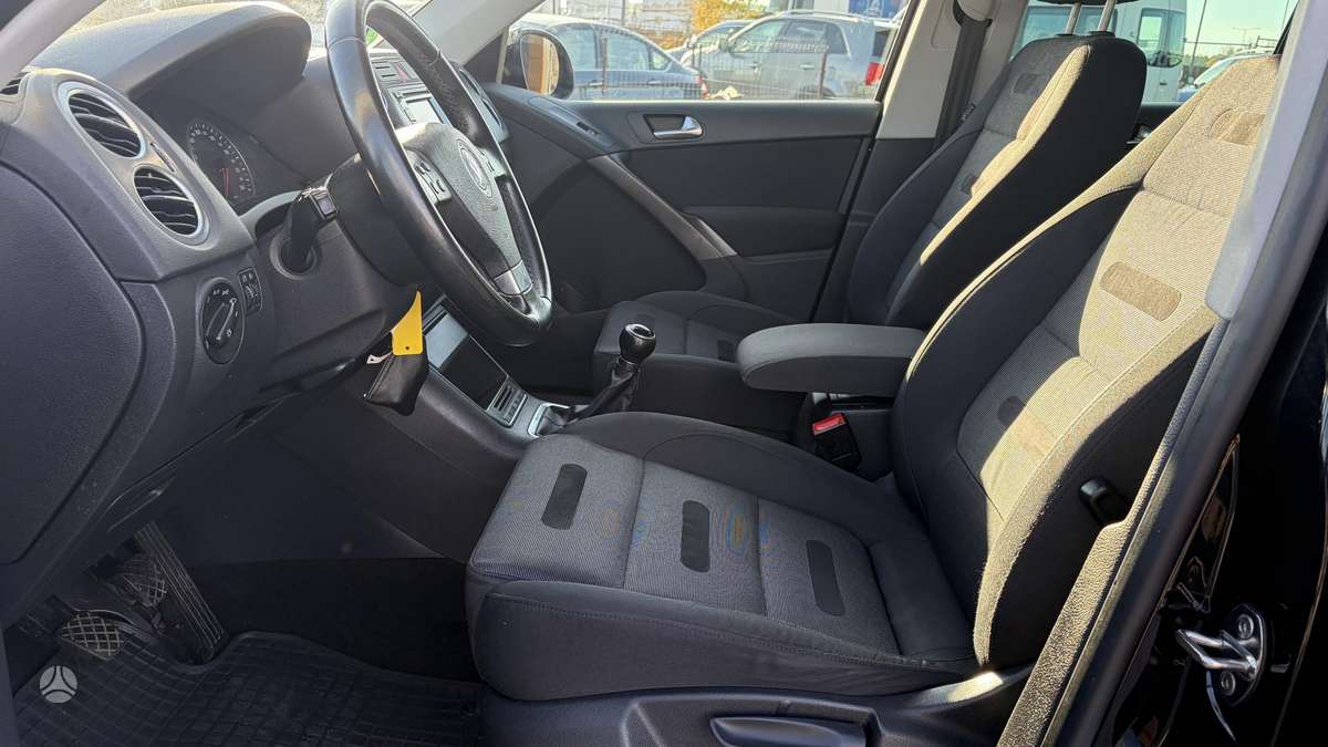 Volkswagen Tiguan 2009 — photo 26