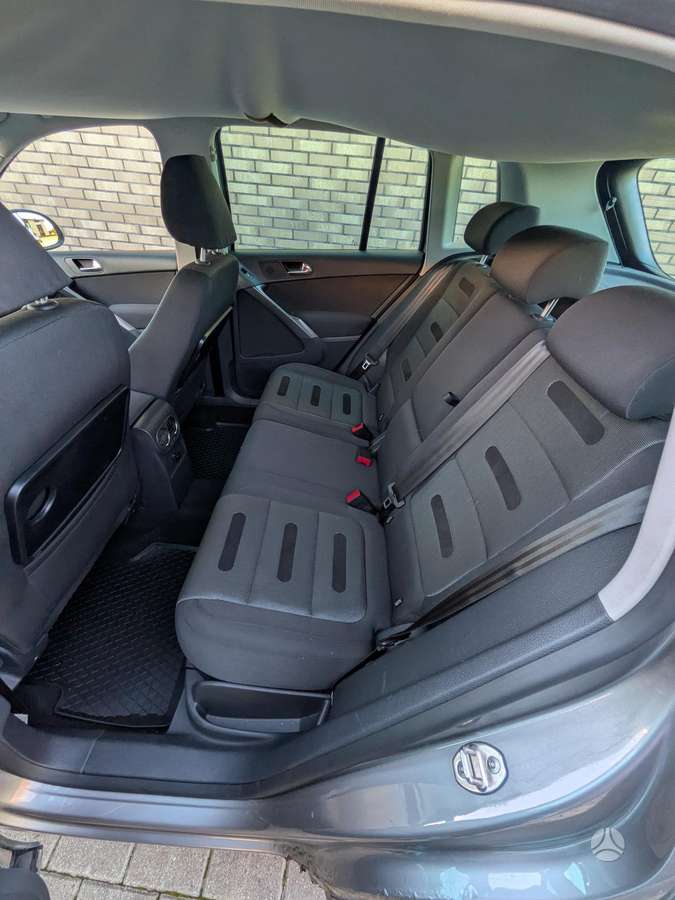 Volkswagen Tiguan 2009 — photo 10