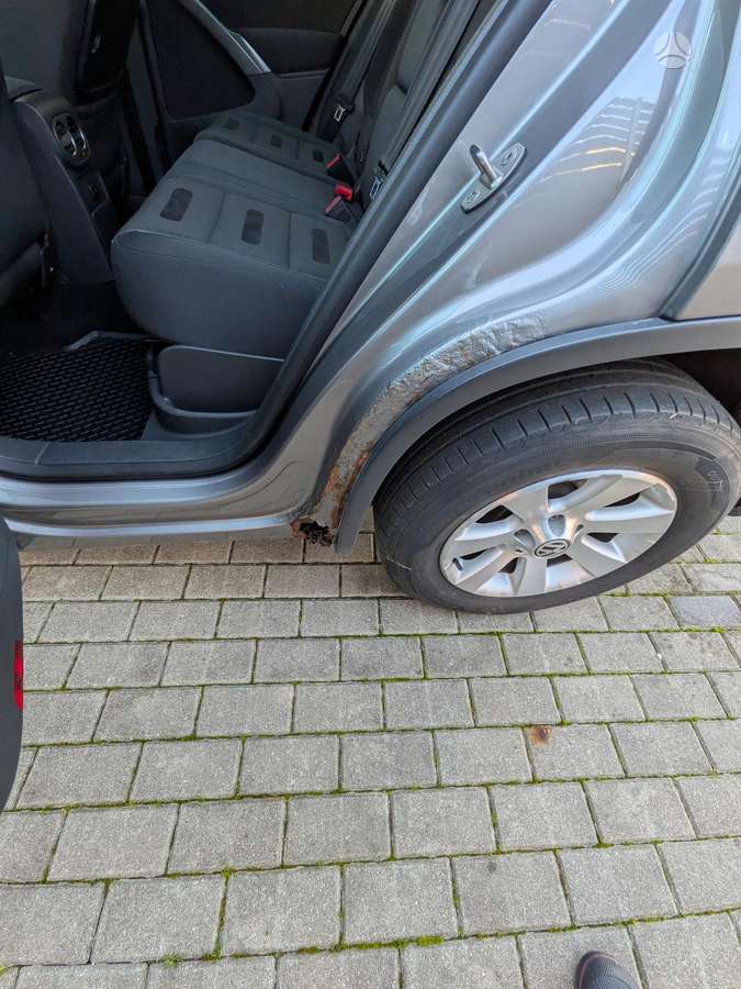 Volkswagen Tiguan 2009 — photo 16