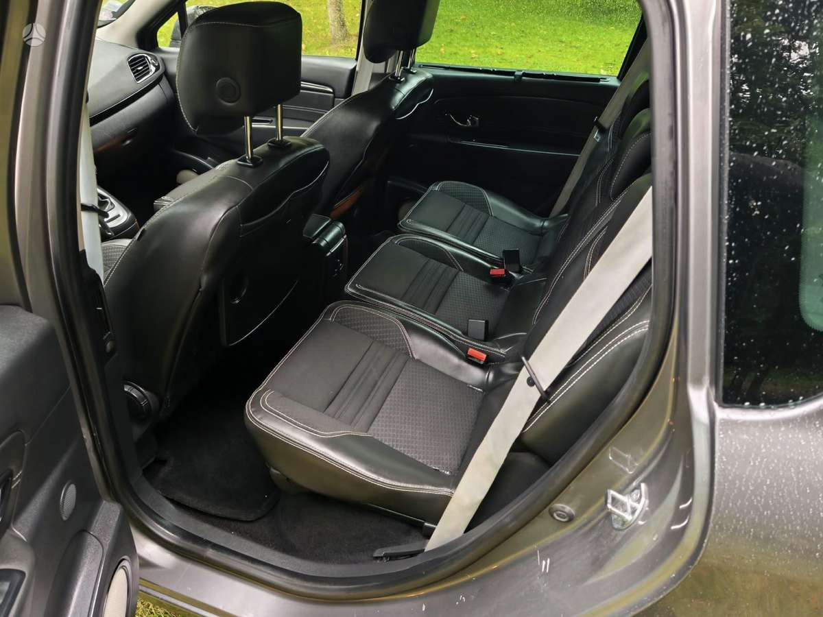 Renault Scenic 2015 — фото 15