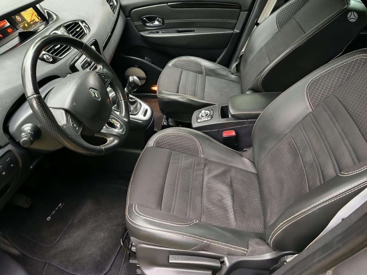 Renault Scenic 2015 — фото 9