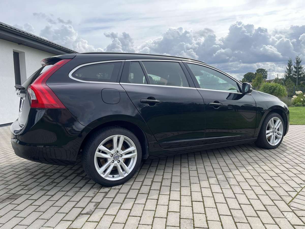 Volvo V60 2011 — vehicle for AFU Ukraine