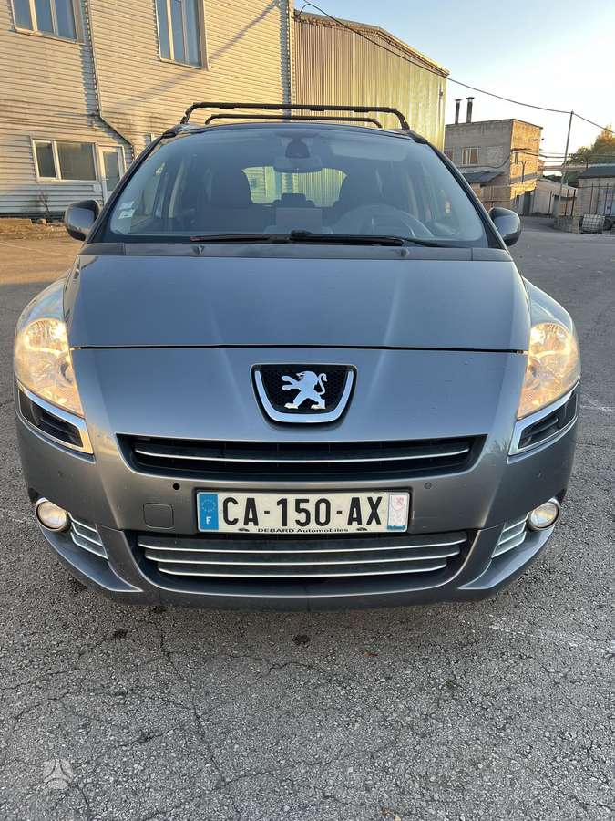 Peugeot 5008 2011 — photo 6