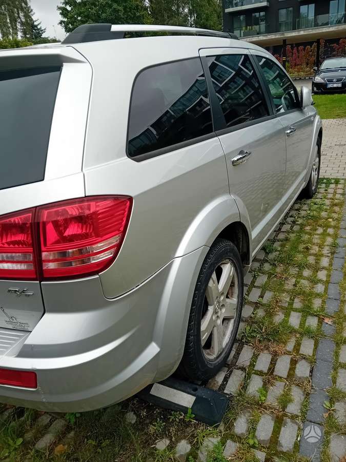 Dodge Journey 2010 — interior