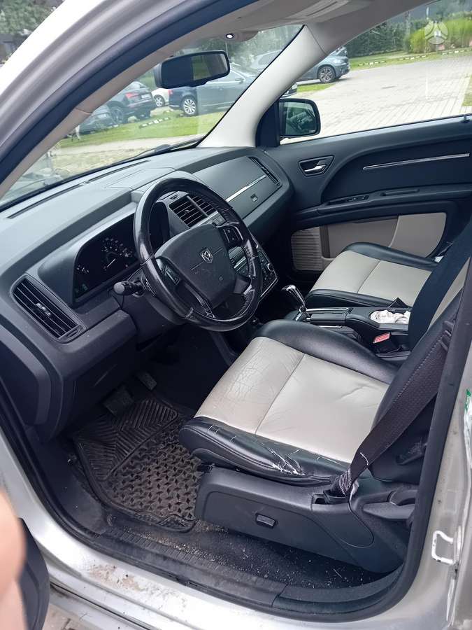 Dodge Journey 2010 — photo 7